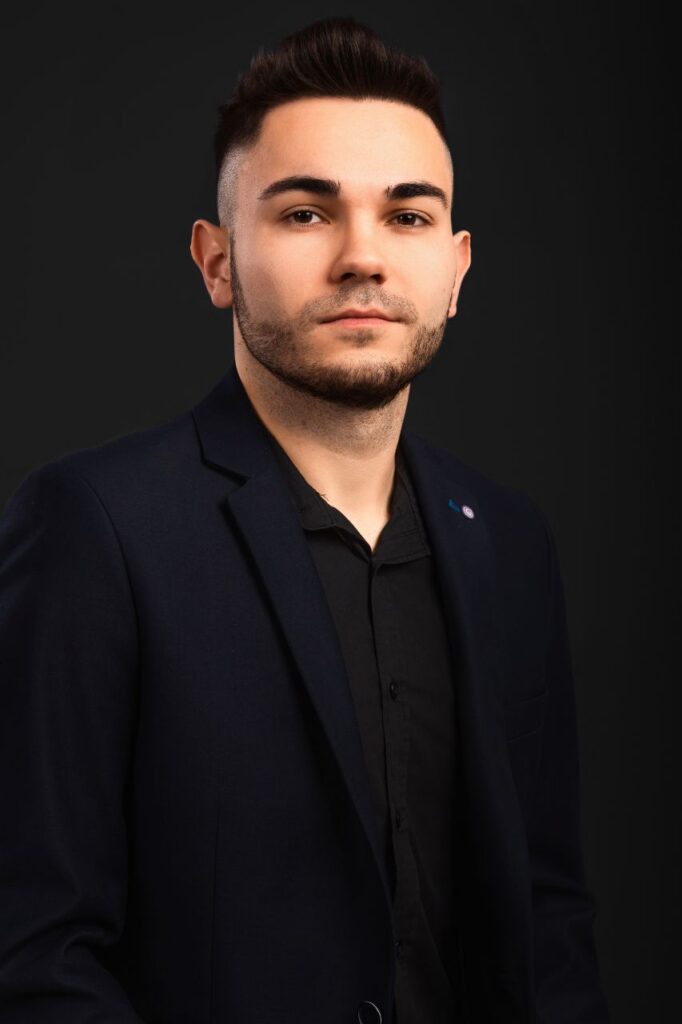 Piotr Paczek – Project & Team Leader